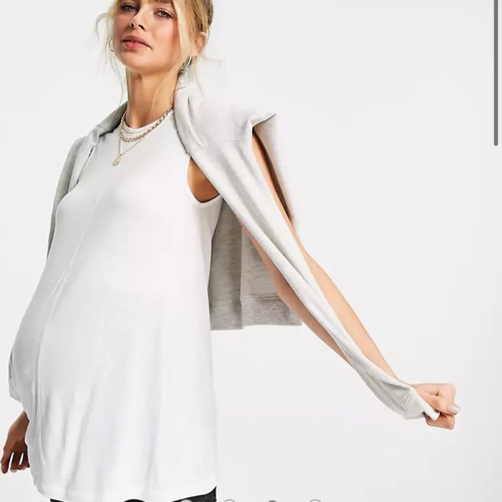 NWOT - ASOS DESIGN Maternity oversized longline swing tank in white
